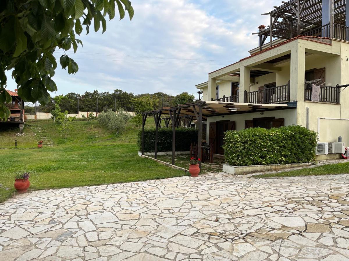 Guesthouse Kaliepia Ierissos Extérieur photo