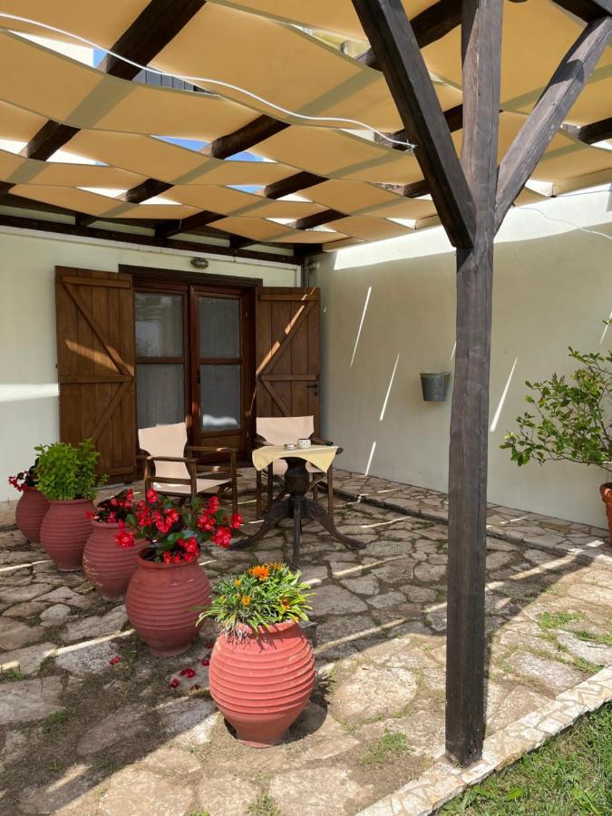 Guesthouse Kaliepia Ierissos Extérieur photo