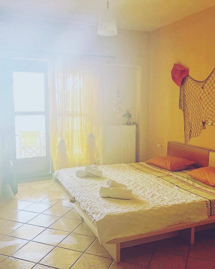 Guesthouse Kaliepia Ierissos Extérieur photo