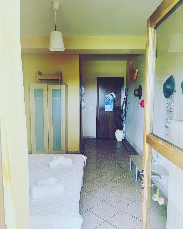 Guesthouse Kaliepia Ierissos Extérieur photo