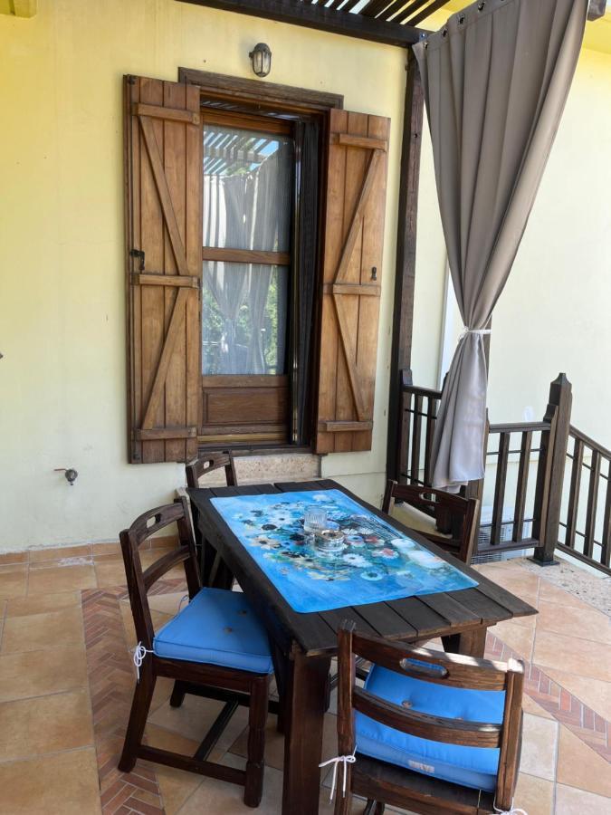 Guesthouse Kaliepia Ierissos Extérieur photo