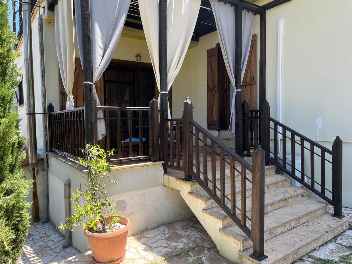 Guesthouse Kaliepia Ierissos Extérieur photo