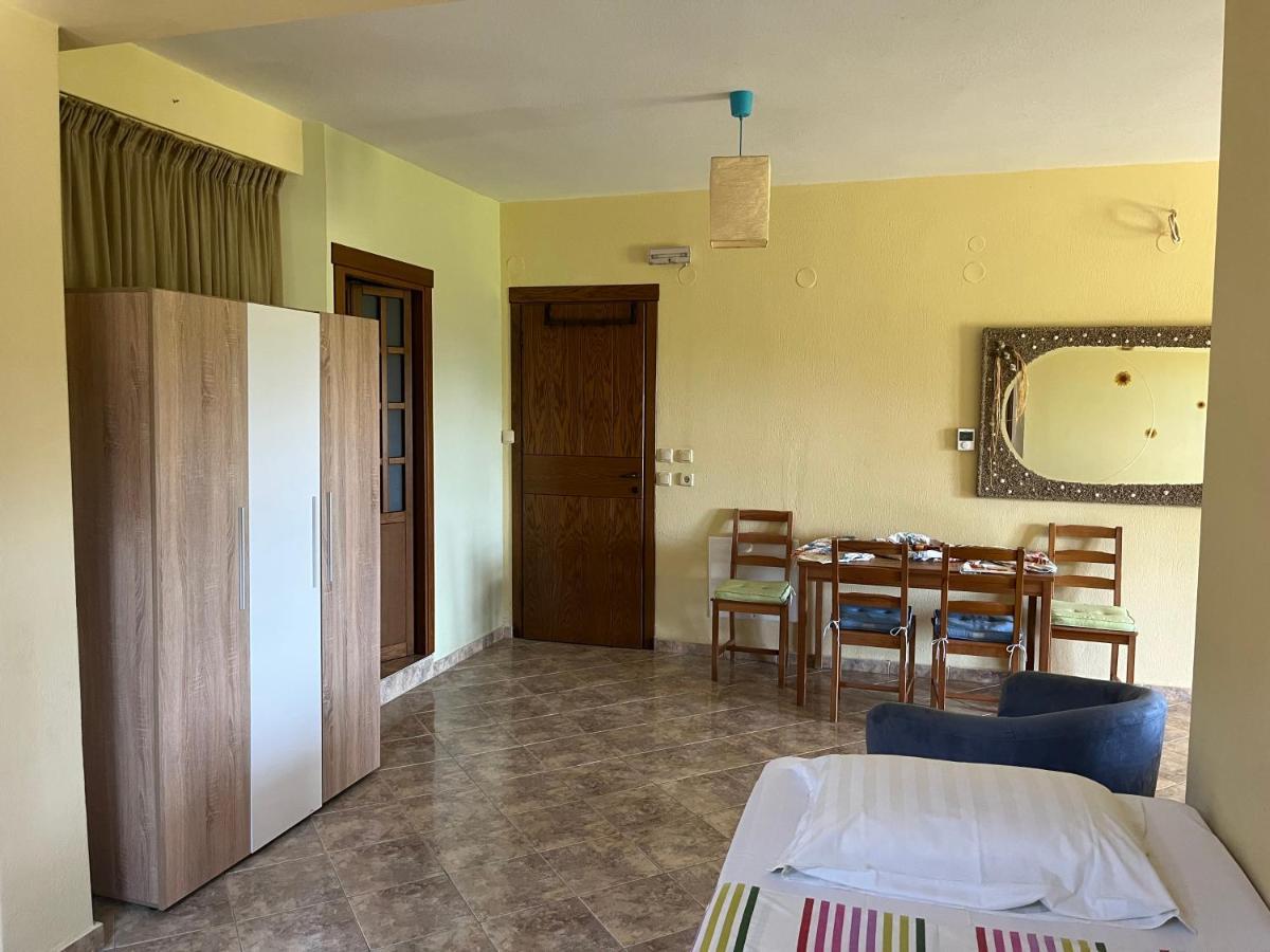 Guesthouse Kaliepia Ierissos Extérieur photo