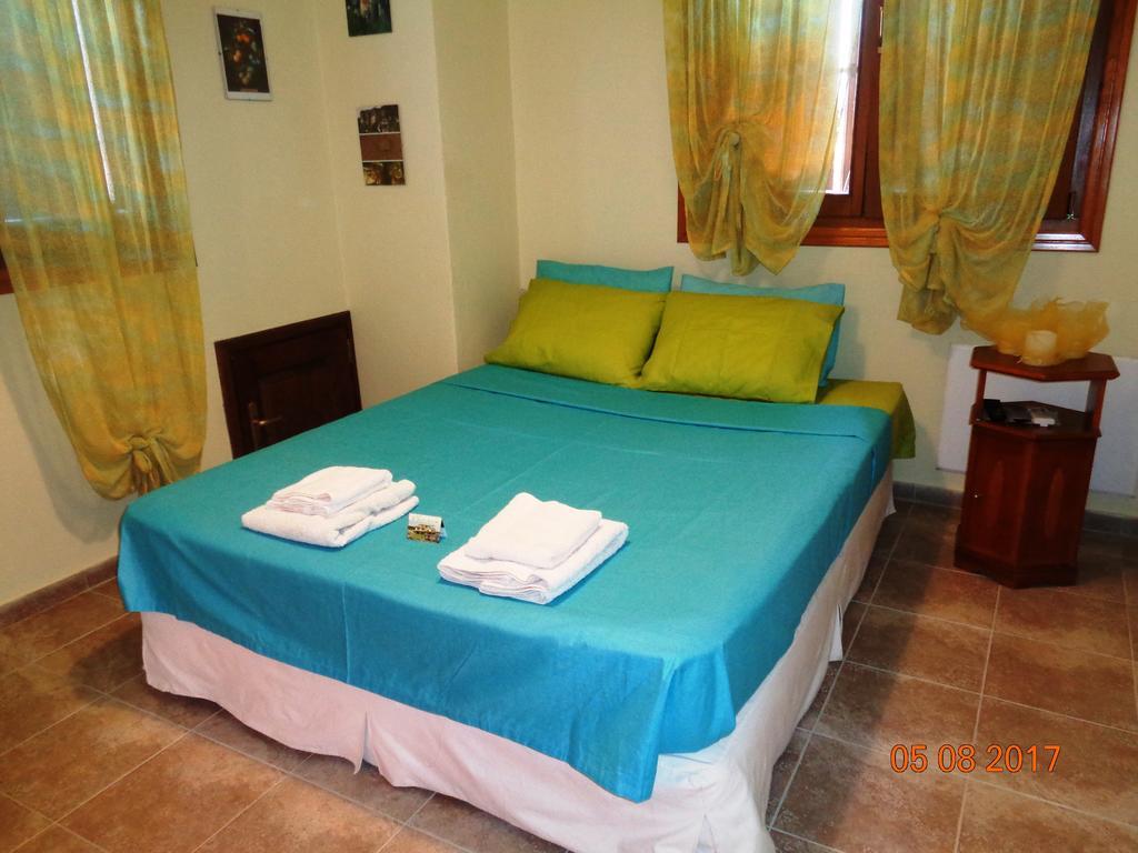 Guesthouse Kaliepia Ierissos Extérieur photo